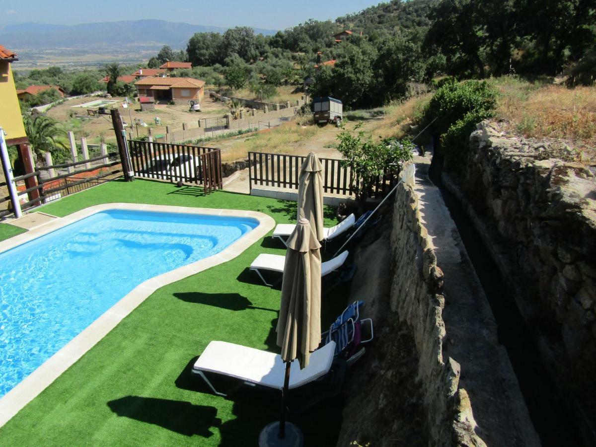 Casas Rurales La Dehesa Casas del Monte Exterior foto